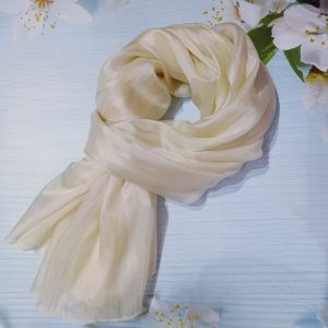 Áo dài lụa tơ tằm bôi nhiên